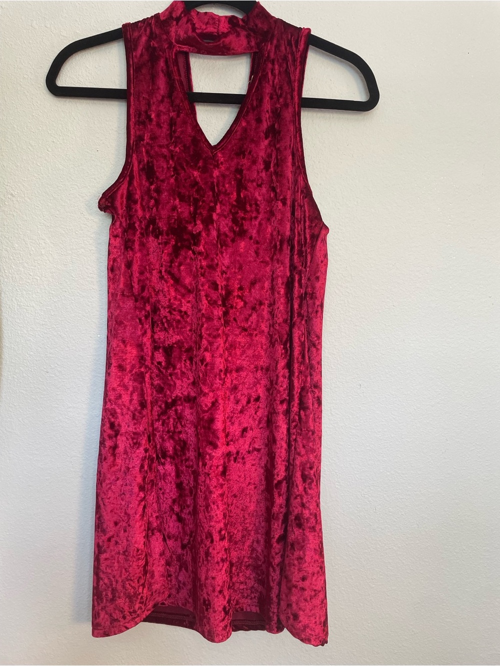 Scarlet Boulevard Crushed Velvet Choker Mini Dress Burgundy Red Small